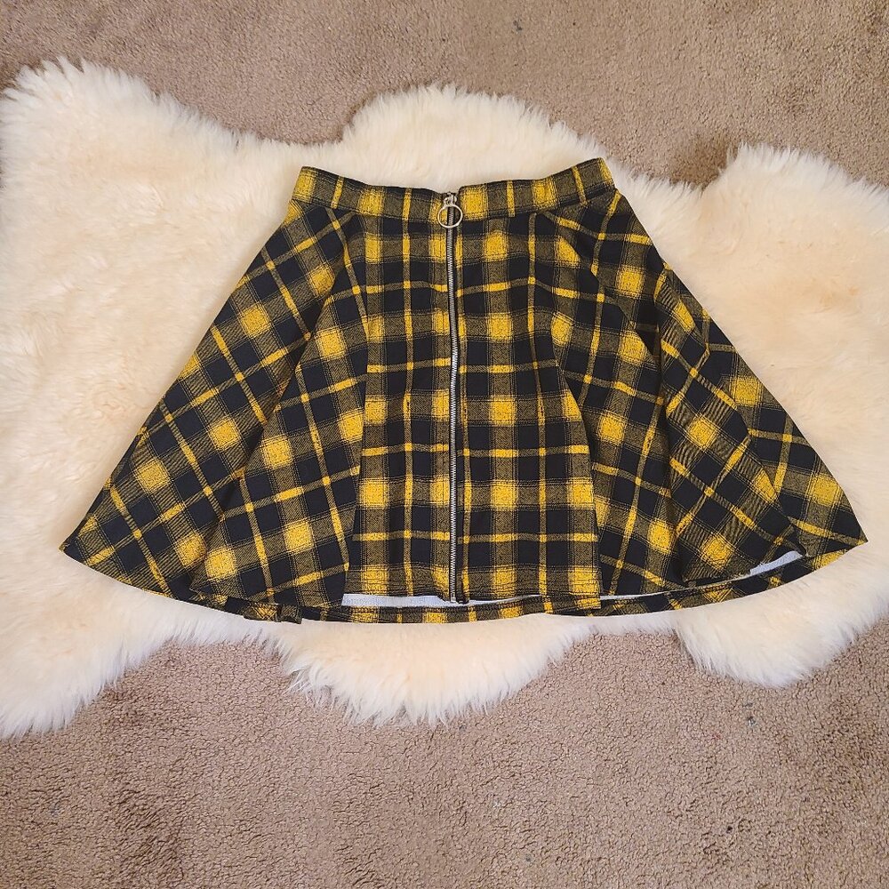 Midnight Hour Yellow & Black Plaid O-Ring Skater Skirt
